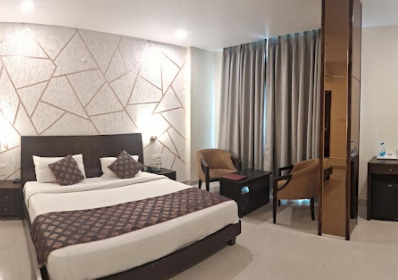 Hotel Zion Inn فاراناسي المظهر الخارجي الصورة