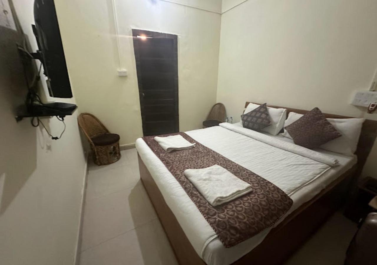 Hotel Zion Inn فاراناسي المظهر الخارجي الصورة