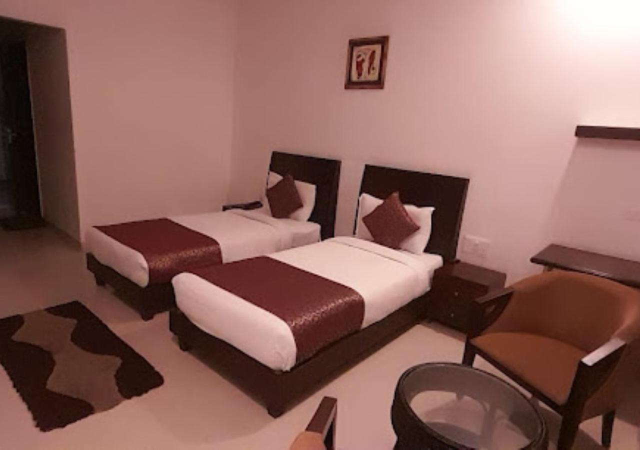Hotel Zion Inn فاراناسي المظهر الخارجي الصورة