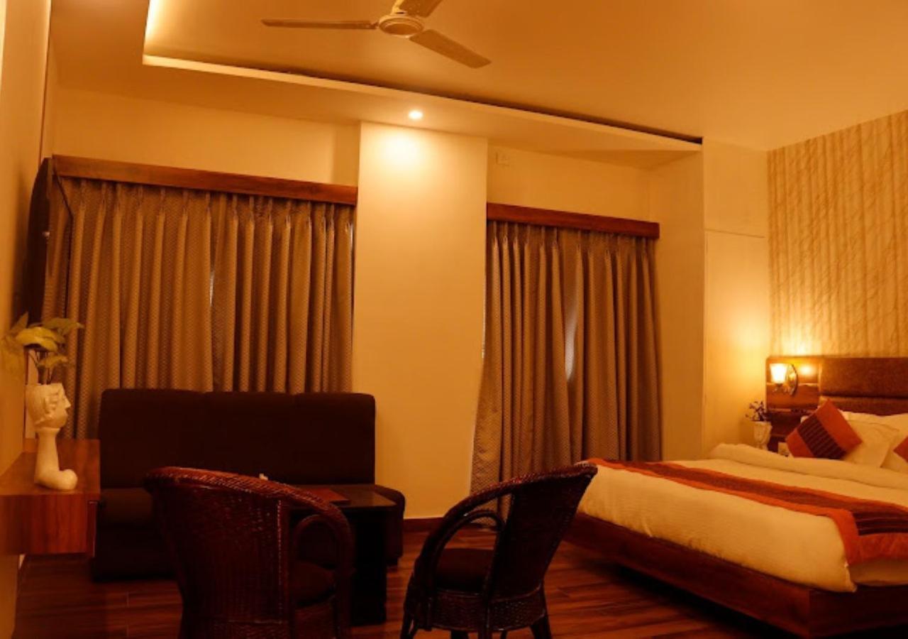 Hotel Zion Inn فاراناسي المظهر الخارجي الصورة