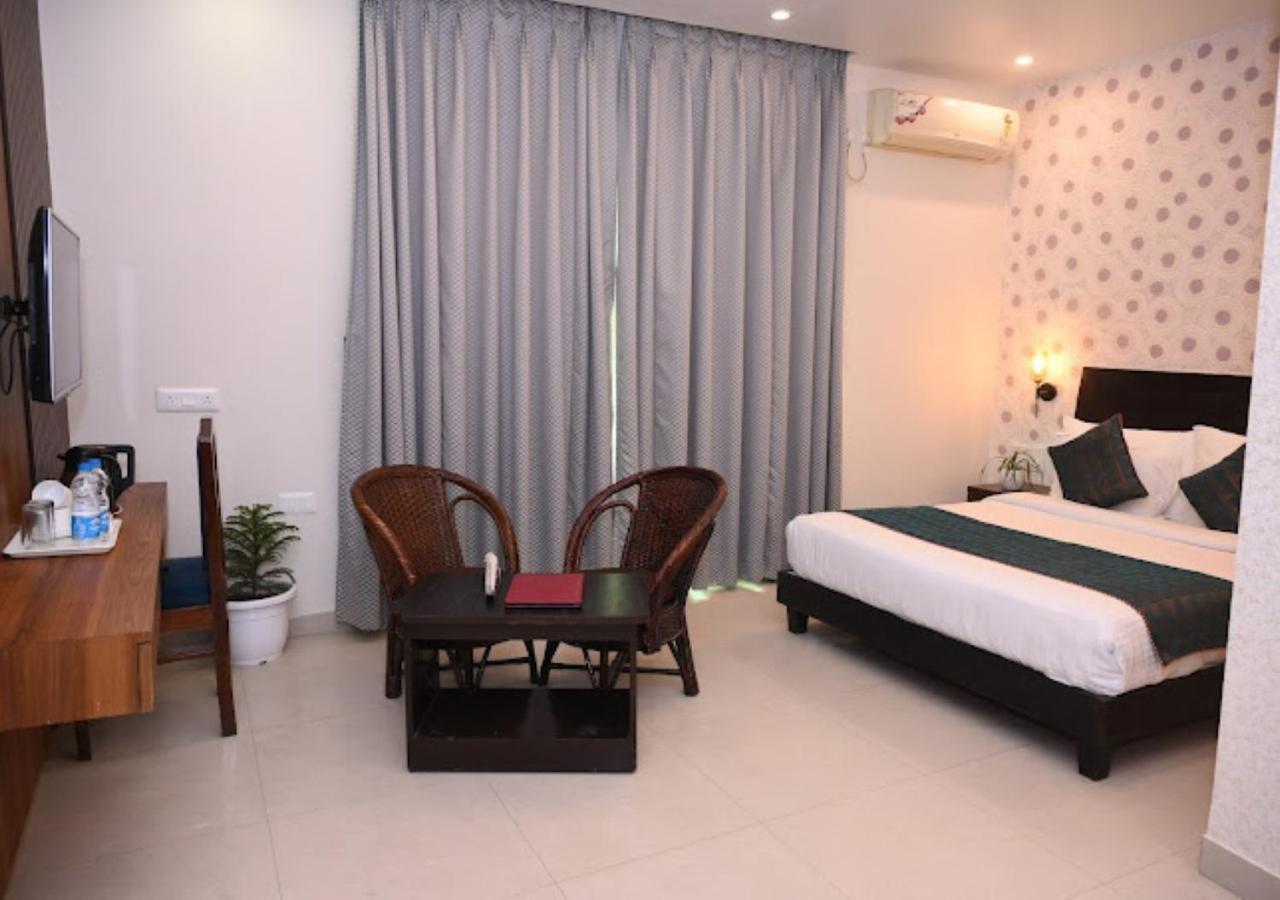 Hotel Zion Inn فاراناسي المظهر الخارجي الصورة
