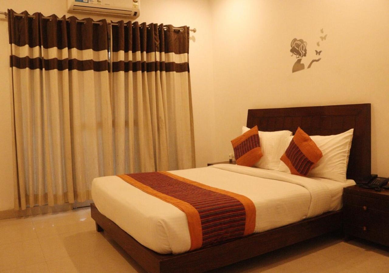 Hotel Zion Inn فاراناسي المظهر الخارجي الصورة