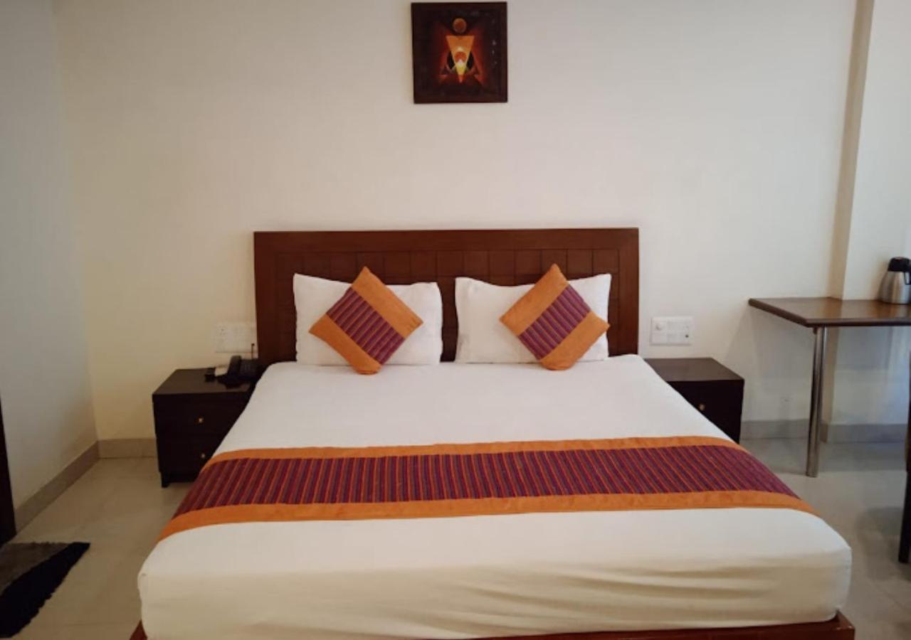 Hotel Zion Inn فاراناسي المظهر الخارجي الصورة