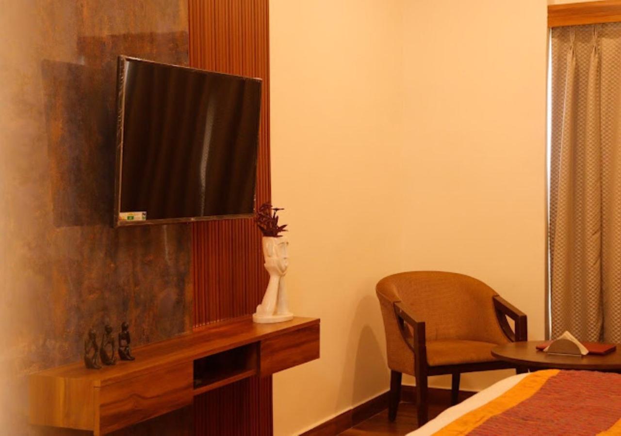 Hotel Zion Inn فاراناسي المظهر الخارجي الصورة