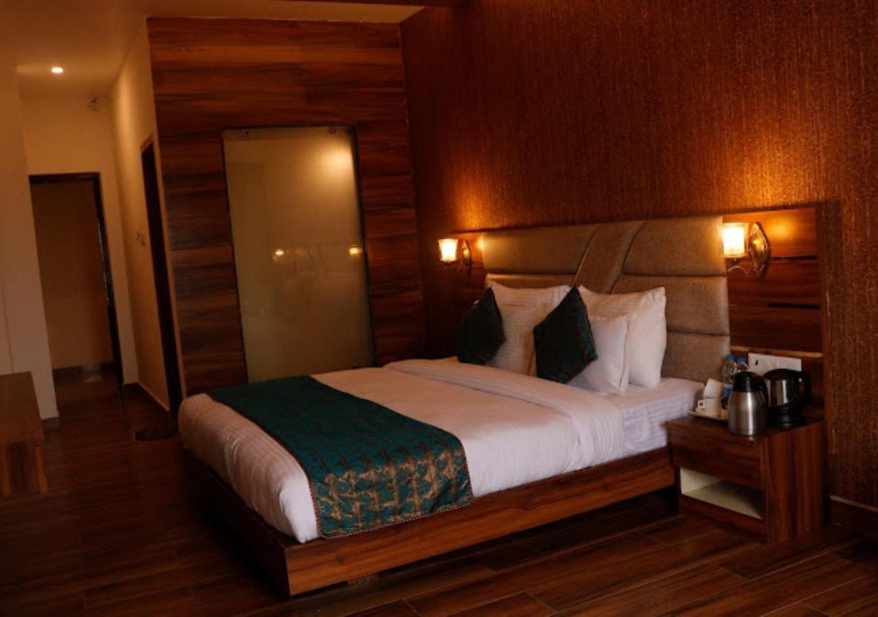 Hotel Zion Inn فاراناسي المظهر الخارجي الصورة