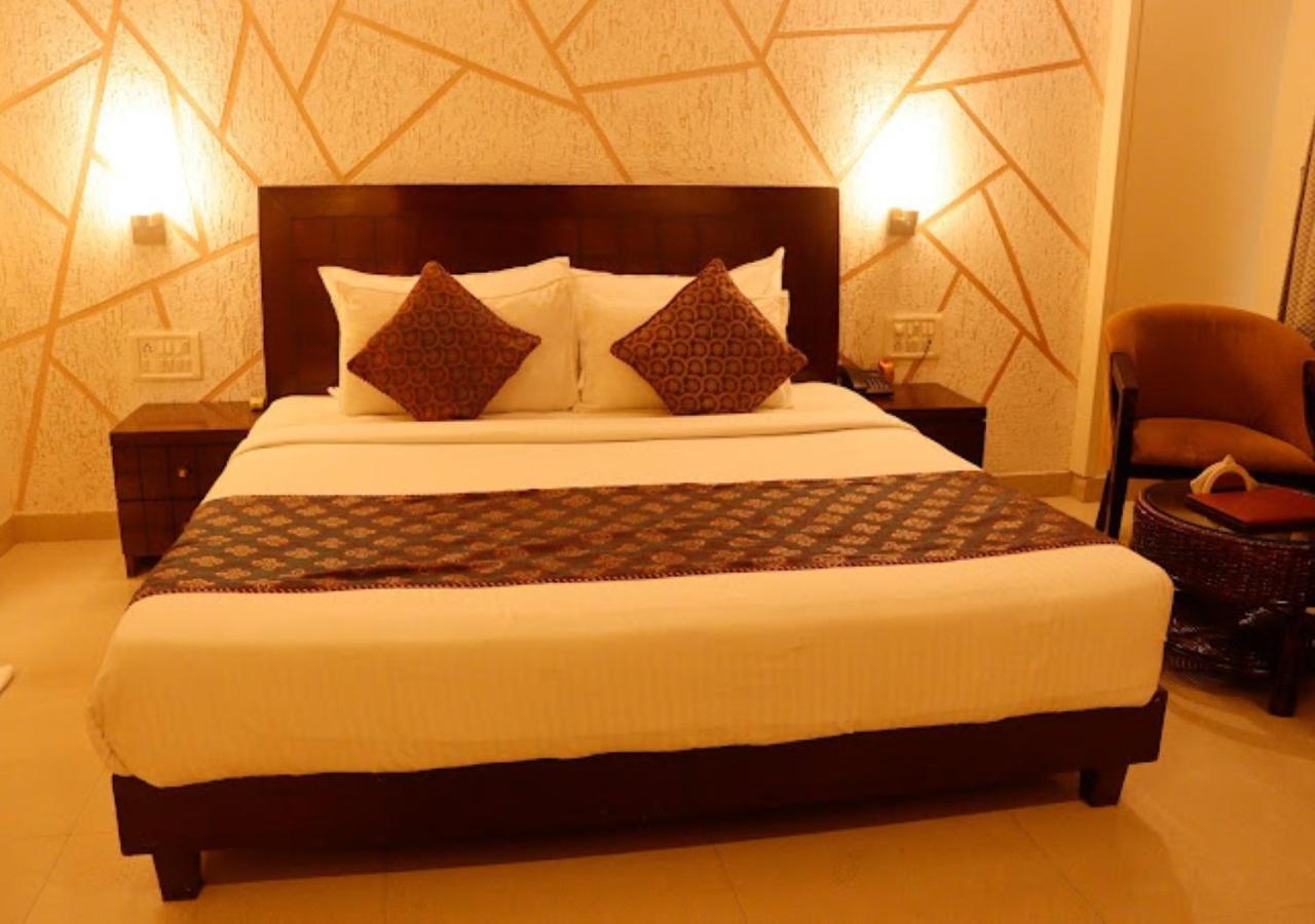 Hotel Zion Inn فاراناسي المظهر الخارجي الصورة